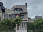 Sobrado com 4 dormitórios à venda, 192 m² por R$...