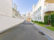 Sobrado com 4 dormitórios à venda, 200 m² por R$...