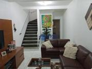 Sobrado com 4 dormitórios à venda, 200 m² por R$...