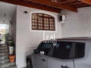 Sobrado com 4 dormitórios à venda, 200 m² por R$...