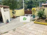 Sobrado com 4 dormitórios à venda, 219 m² por R$...