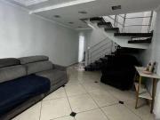 Sobrado com 4 dormitórios à venda, 220 m² por R$...