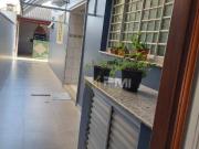 Sobrado com 4 dormitórios à venda, 225 m² por R$...