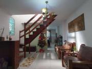 Sobrado com 4 dormitórios à venda, 230 m² por R$...