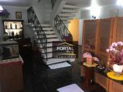 Sobrado com 4 dormitórios à venda, 231 m² por R$...