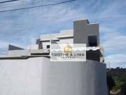 Sobrado com 4 dormitórios à venda, 231 m² por R$...