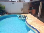 Sobrado com 4 dormitórios à venda, 233 m² por R$...