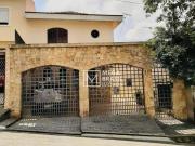 Sobrado com 4 dormitórios à venda, 240 m² por R$...