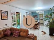 Sobrado com 4 dormitórios à venda, 240 m² por R$...