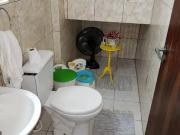 Sobrado com 4 dormitórios à venda, 240 m² por R$...