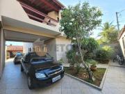 Sobrado com 4 dormitórios à venda, 250 m² por R$...