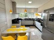 Sobrado com 4 dormitórios à venda, 250 m² por R$...