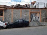 Sobrado com 4 dormitórios à venda, 250 m² por R$...