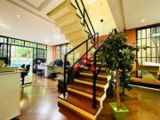 Sobrado com 4 dormitórios à venda, 266 m² por R$...