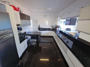 Sobrado de 268 m² com 04 suítes à venda por R$...