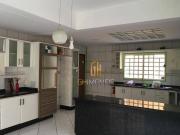 Sobrado com 4 dormitórios à venda, 275 m² por R$...