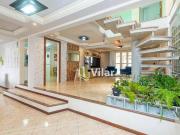 Sobrado com 4 dormitórios à venda, 300 m² por R$...