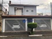 Sobrado com 4 dormitórios à venda, 315 m² por R$...