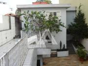 Sobrado com 4 dormitórios à venda, 326 m² por R$...