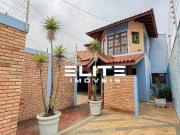 Sobrado com 4 dormitórios à venda, 338 m² por R$...