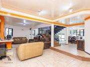 Sobrado com 4 dormitórios à venda, 340 m² por R$...
