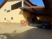 Sobrado com 4 dormitórios à venda, 349 m² por R$...