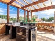 Sobrado com 4 dormitórios à venda, 365 m² por R$...