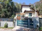 Sobrado com 4 dormitórios à venda, 417 m² por R$...