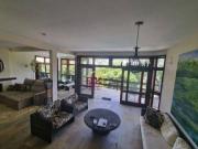 Sobrado com 4 dormitórios à venda, 430 m² por R$...