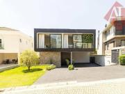 Sobrado com 4 dormitórios à venda, 450 m² por R$...