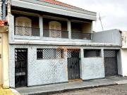 Sobrado com 4 dormitórios à venda, 480 m² por R$...