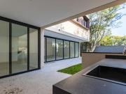Sobrado com 4 dormitórios à venda, 531 m² por R$...