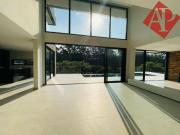 Sobrado com 4 dormitórios à venda, 650 m² por R$...