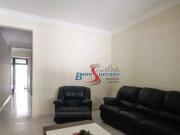 Sobrado com 4 dormitórios para alugar, 260 m² por R$...