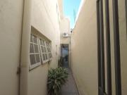 Sobrado com 4 quartos à venda em Jardim Guanhembu SP