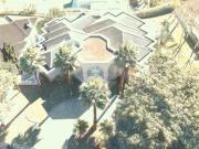 Sobrado com 4 quartos à venda em Residencial Tamboré SP