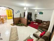 Sobrado com 4 Quartos e 3 banheiros à Venda, 298 m² por...