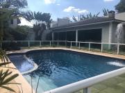Sobrado com 4 Quartos e 5 banheiros à Venda, 840 m² por...