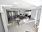 Sobrado com 4 Quartos e 6 banheiros à Venda, 433 m² por...