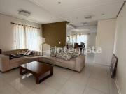 Sobrado com 4 quartos, Jardim Europa Poços de Caldas