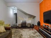 Sobrado com 4 Quartos para Comprar, 194m² Vila...