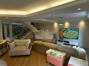 Sobrado com 4 Quartos para Comprar, 318m² Parque das...