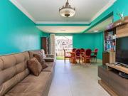 Sobrado com 4 Quartos, Quintal e Vista Panorâmica