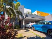 Sobrado com 4 suítes à venda, 337 m² por R$ 3.490.000...