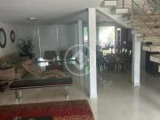 Sobrado com 4 suítes no Jardins Florença, Goiânia...