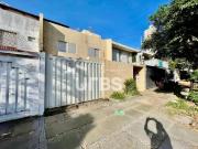 Sobrado com 4 Suítes Vizinho ao Parque Vaca Brava e...