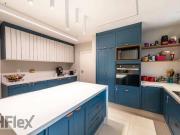 Sobrado com 5 dormitórios, 377 m² venda por R$...