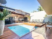 Sobrado com 5 DormitÃ³rios SuÃtes Ã Venda ou para Alugar...