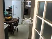 Sobrado com 5 dormitórios à venda, 250 m² por R$...