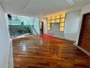 Sobrado com 5 dormitórios à venda, 259 m² por R$...